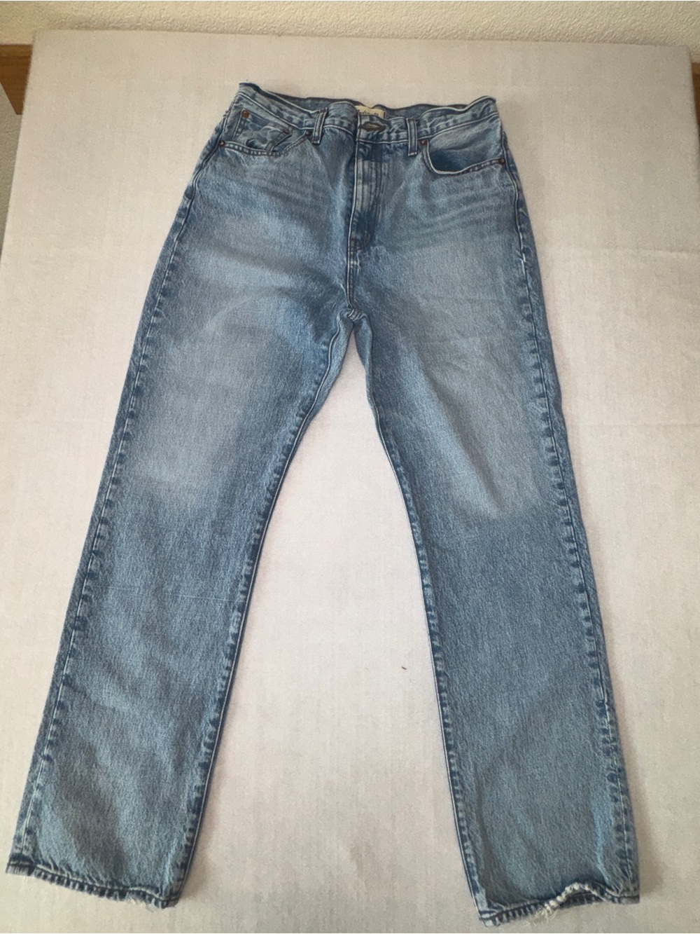 Madewell women's Light Blue Straight-Leg Jeans